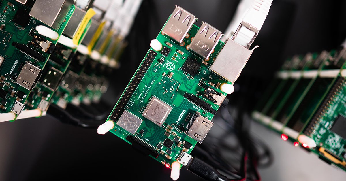 Raspberry Pi 5 i system powitalny